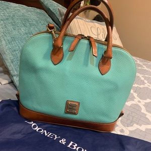 ❌SOLD❌Dooney & Bourke Pebble Grain ZIP zip Satchel